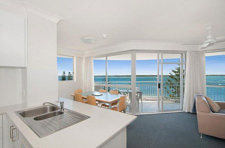 Atrium Resort - Accommodation 4U 4