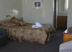 Festival Motor Inn - Accommodation 4U 5