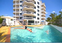 Beachside Resort (kawana Waters) - Accommodation 4U 1