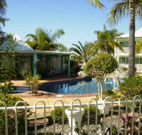 Reef Adventureland Motor Inn - Accommodation 4U
