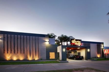Sandors Motor Inn - Accommodation 4U 0