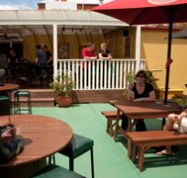 Jack Duggans Irish Pub - Accommodation 4U