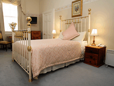 The Lodge On Elizabeth - Accommodation 4U 3