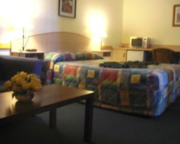 Golden Harvest Motel - Accommodation 4U 3
