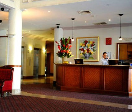 Diana Plaza Hotel - Accommodation 4U 8