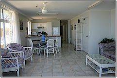 Capeview Apartments By The Sea - Accommodation 4U 3