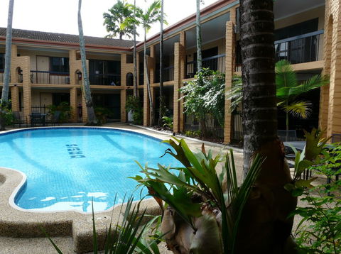 Oasis Inn Holiday Apartments - Accommodation 4U 4