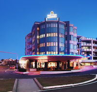 Grand Palais Beachside Resort - Accommodation 4U