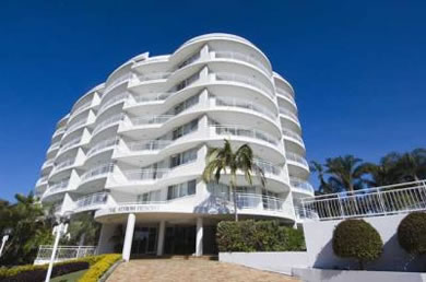 Atrium Resort - Accommodation 4U 5