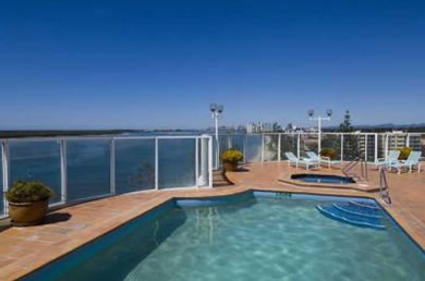 Atrium Resort - Accommodation 4U 9