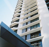Surfers Century Apartments - Accommodation 4U
