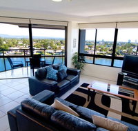 Surfers Hawaiian - Accommodation 4U