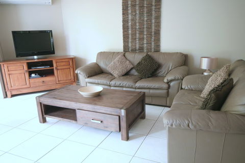 Dockside  Mooloolaba - Accommodation 4U 3