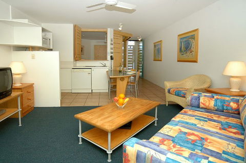 The Beach Club Resort - Mooloolaba - Accommodation 4U 1