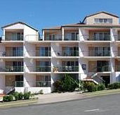 Whitecaps Holiday Apartments - Accommodation 4U