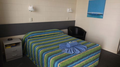 Central Point Motel - Accommodation 4U 4