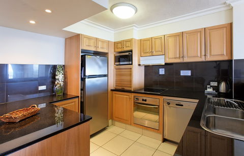 La Grande Apartments Broadbeach - Accommodation 4U 2