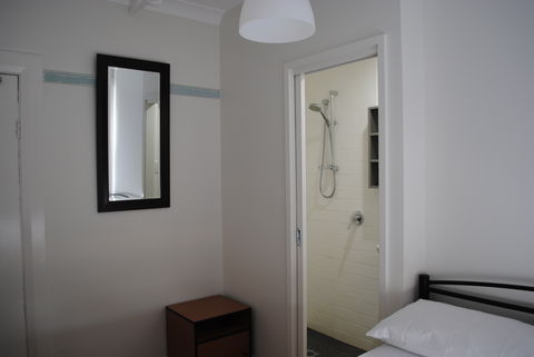 Highfield Private Hotel - Accommodation 4U 0