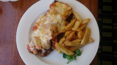 Bridgeway Hotel - Accommodation 4U 0