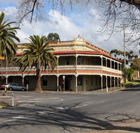 The Midland Hotel Castlemaine - Accommodation 4U