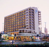 Chifley Pacific Cairns - Accommodation 4U
