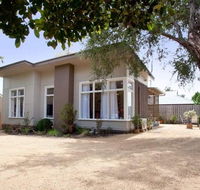 Driftwood Beach Cottage - Accommodation 4U