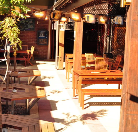 Brecknock Hotel - Accommodation 4U 0