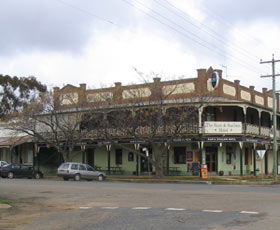 Ram And Stallion Hotel - Accommodation 4U 0