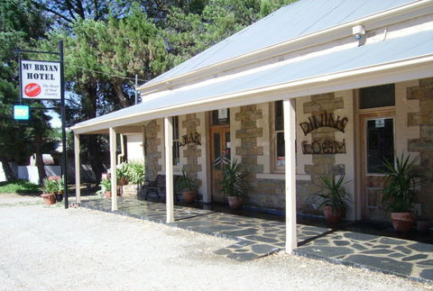 Mount Bryan Hotel - Accommodation 4U 0