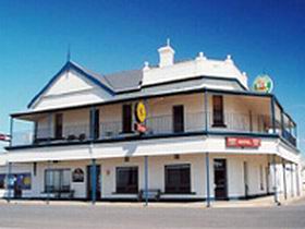 Seabreeze Hotel - Accommodation 4U 0