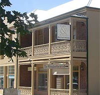 Cobb  Co Court Boutique Hotel - Accommodation 4U