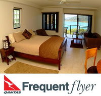 Waterfront Whitsunday Retreat - Accommodation 4U
