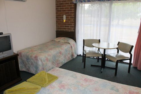 Colonial Motor Inn - Lithgow - Accommodation 4U 7
