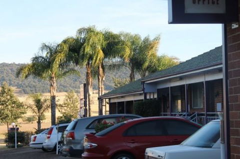 Kootingal Land View Motel - Accommodation 4U 2