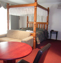 Sanctuary House Resort Motel - Healesville - Accommodation 4U 2