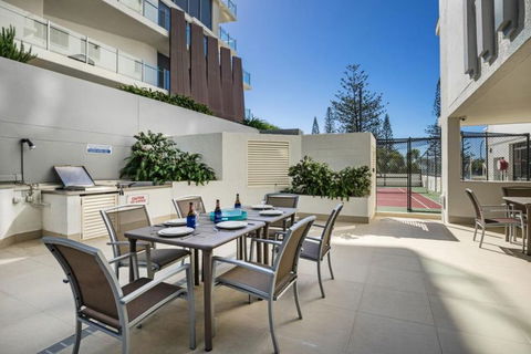 Pacific Beach Resort - Accommodation 4U 11