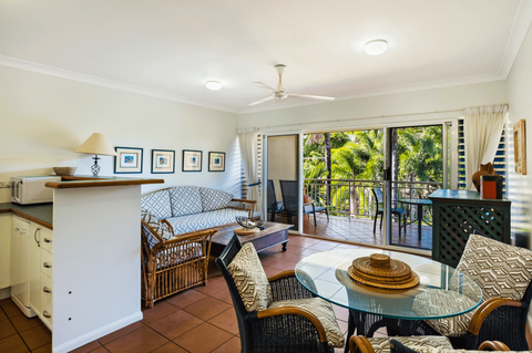 The York Beachfront Holiday Apartments - Accommodation 4U 6