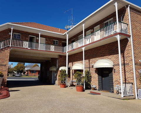 Golden Age Motor Inn - Accommodation 4U 2