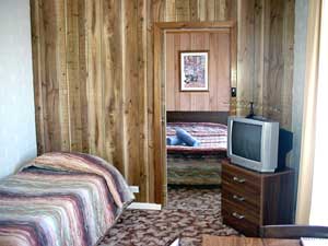 Oyster Court Motel - Accommodation 4U 1