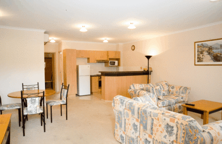 The Grand Apartments - Accommodation 4U 2