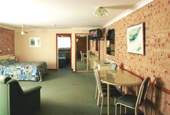 Cardiff Motor Inn - Accommodation 4U 1