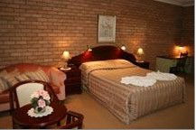 Deer Park Motor Inn - Accommodation 4U 2