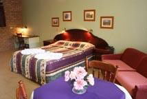 Deer Park Motor Inn - Accommodation 4U 4