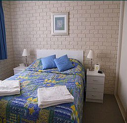 Capri Apartments - Accommodation 4U 2