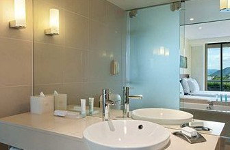 Hilton Cairns - Accommodation 4U 4