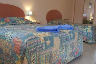 Twin Pines Motel - Accommodation 4U 2