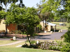Helidon Natural Springs Spa Resort Motel - Accommodation 4U