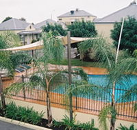 Bridges on Meninya Motel  Apartments - Accommodation 4U