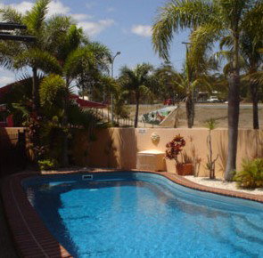 Glenmore Hotel Motel - Accommodation 4U 1