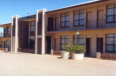 Opal Inn Hotel Motel And Tourist Park - Accommodation 4U 2
